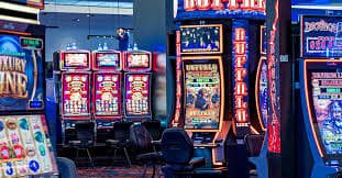 betjeli Slots gameplay on mobile and desktop